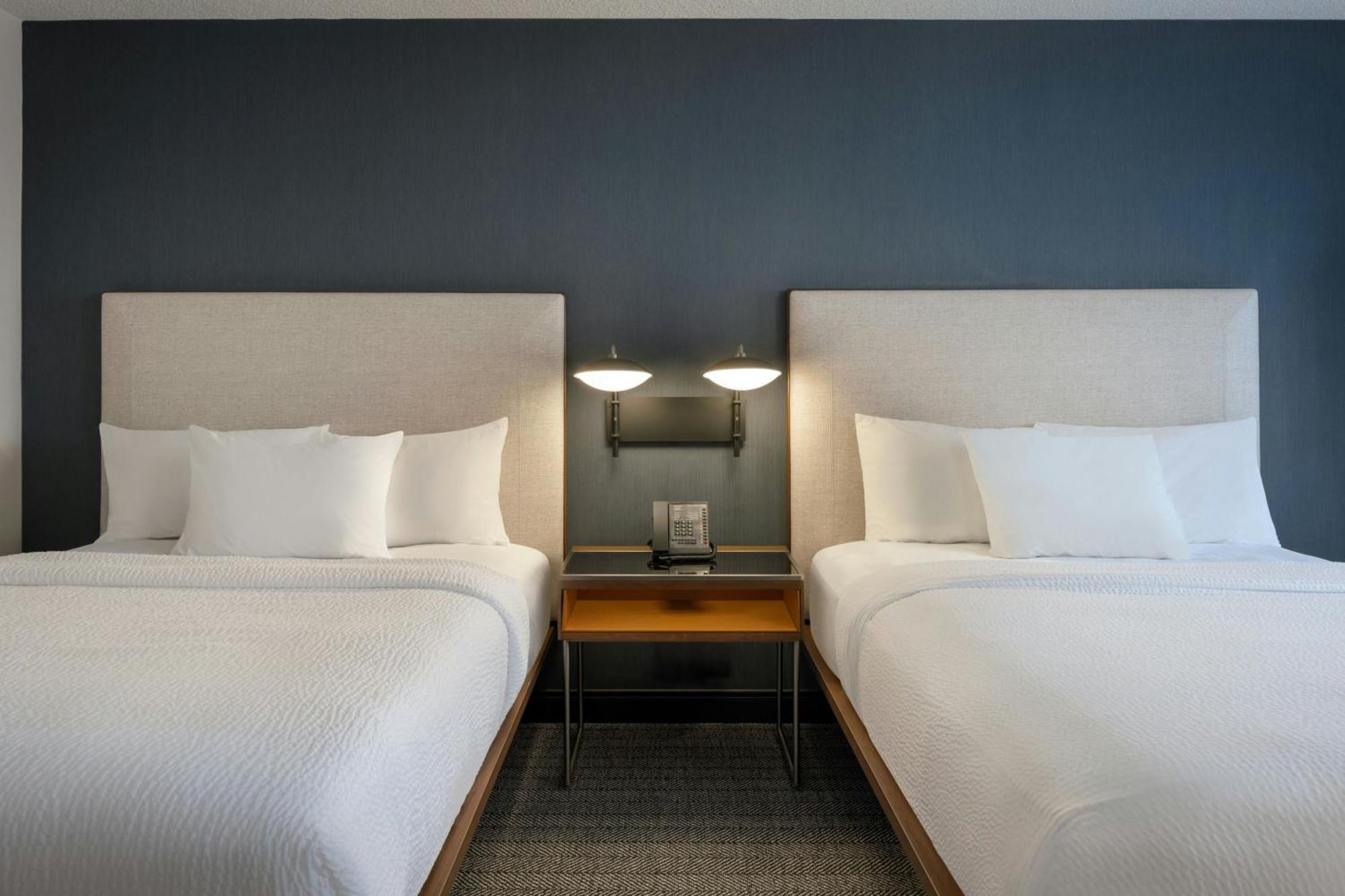 Courtyard By Marriott Springfield Airport Hotel Luaran gambar