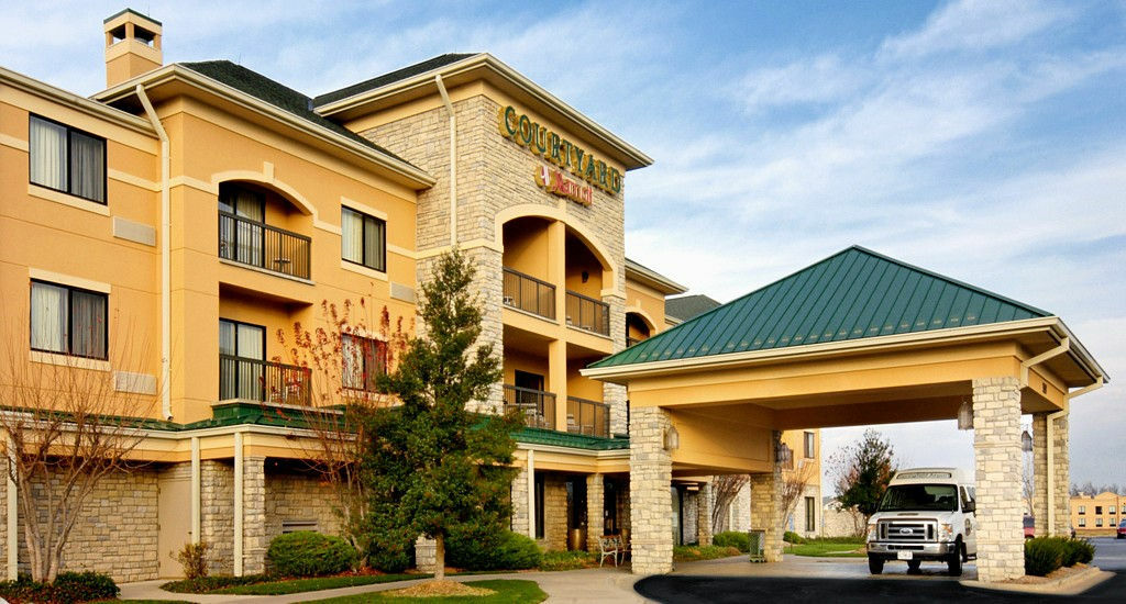 Courtyard By Marriott Springfield Airport Hotel Luaran gambar