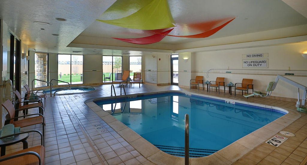 Courtyard By Marriott Springfield Airport Hotel Luaran gambar